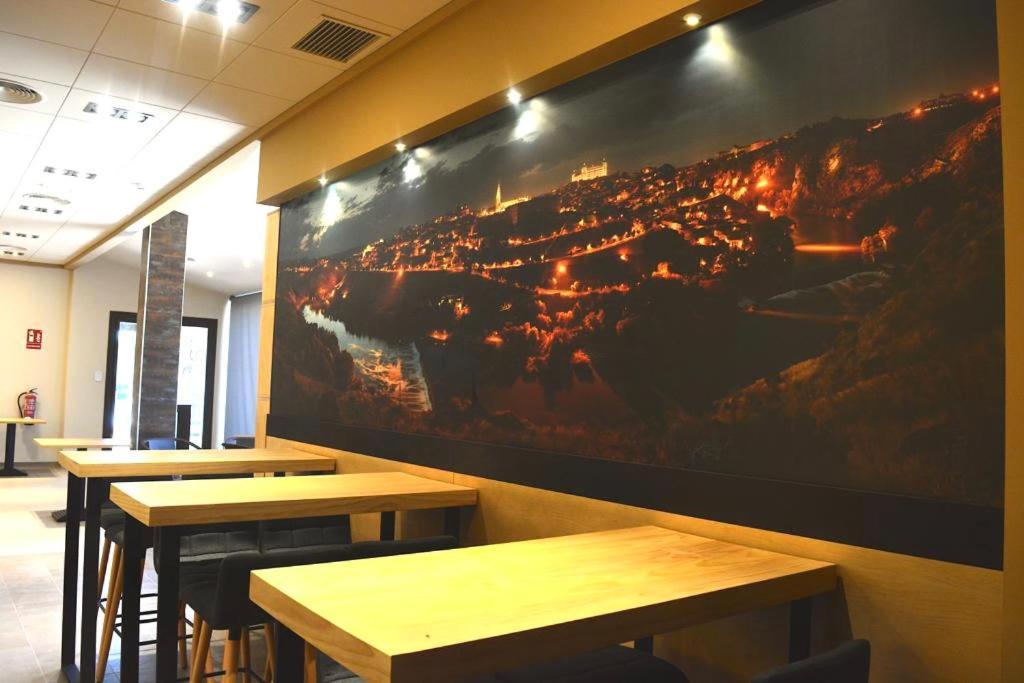 Hotel-Asador Montes Oretanos Pulgar ภายนอก รูปภาพ