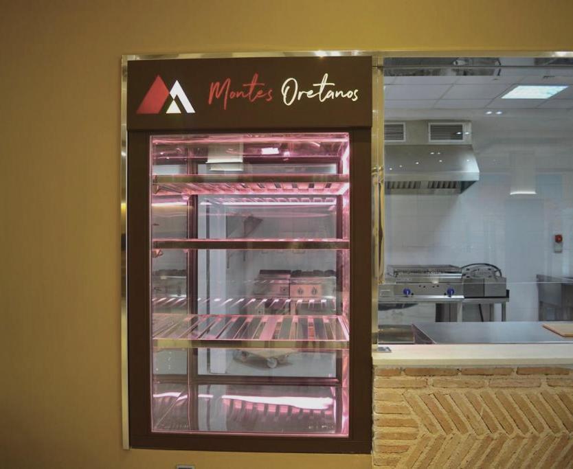 Hotel-Asador Montes Oretanos Pulgar ภายนอก รูปภาพ