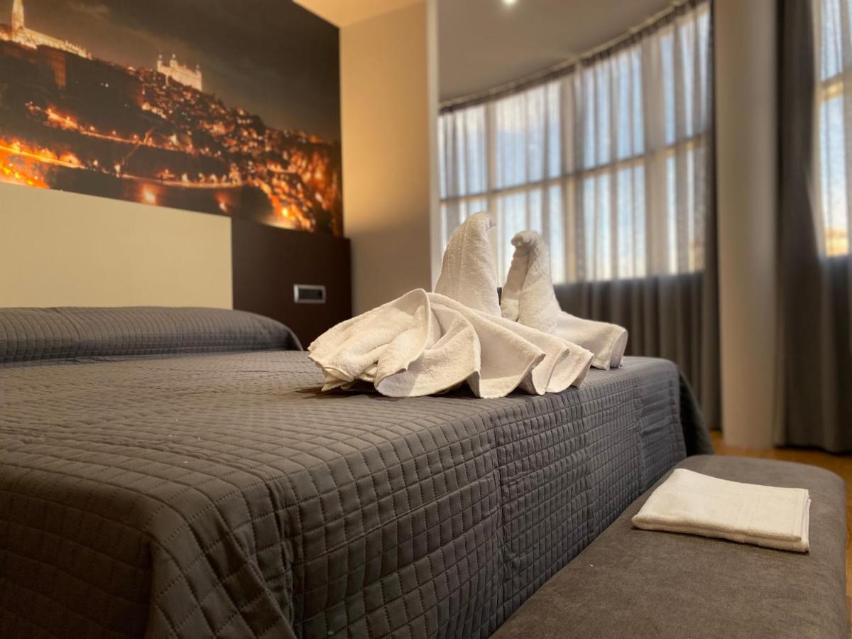 Hotel-Asador Montes Oretanos Pulgar ภายนอก รูปภาพ