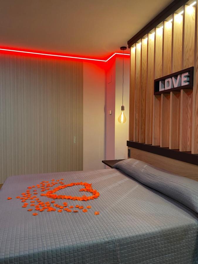 Hotel-Asador Montes Oretanos Pulgar ภายนอก รูปภาพ