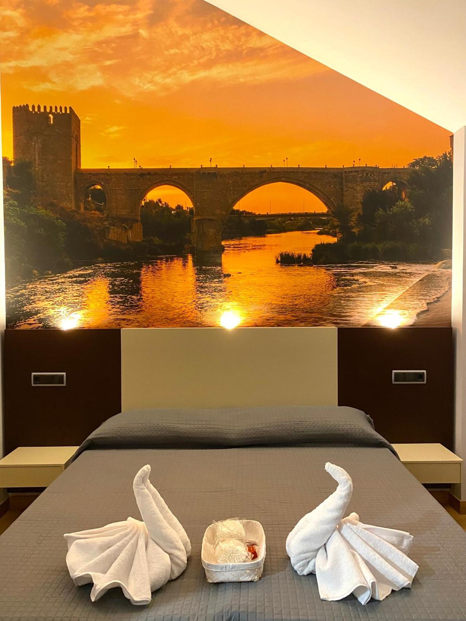 Hotel-Asador Montes Oretanos Pulgar ภายนอก รูปภาพ